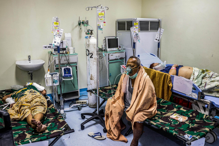 Coronavirus COVID19 Pandemic-Garry Lotulung-018