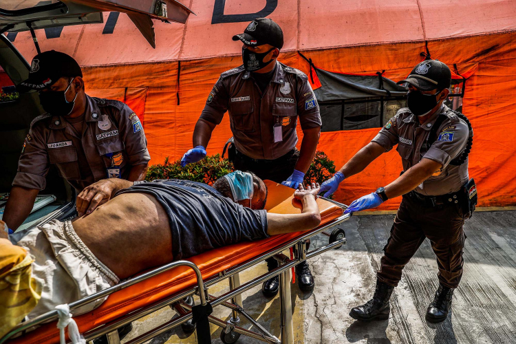 Coronavirus COVID19 Pandemic-Garry Lotulung-021